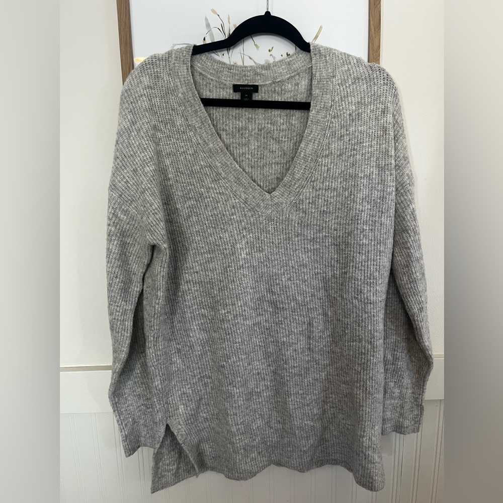 Halogen grey knit sweater